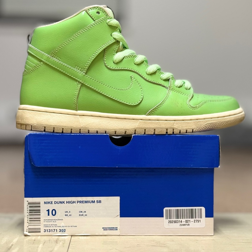 Nike SB Dunk High Premium Statue of Liberty Size 10